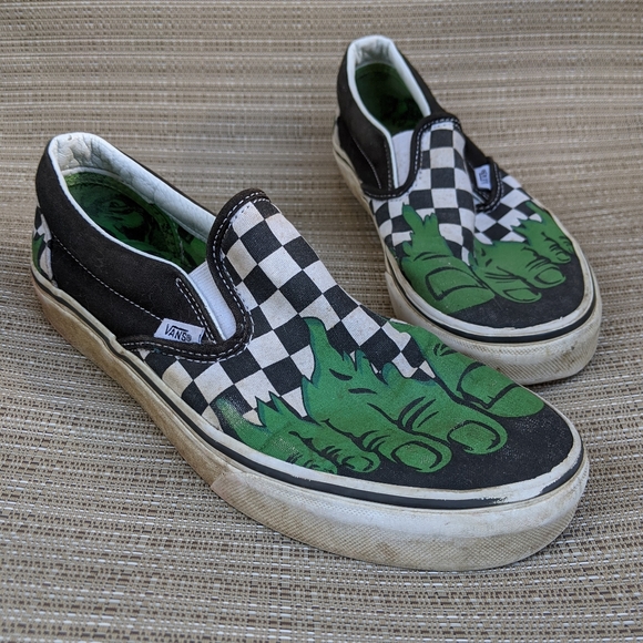 vans with green toes